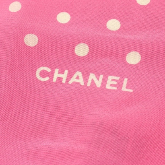 Chanel silk CoCopink scarf. - Picture 2 of 5